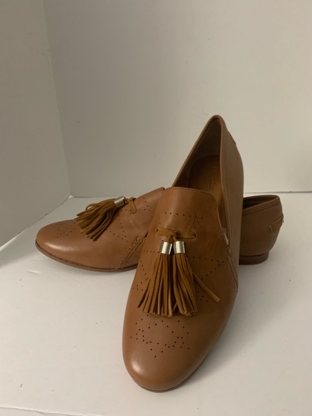 RACHEL Rachel Roy Tan Leather Tassel Loafers